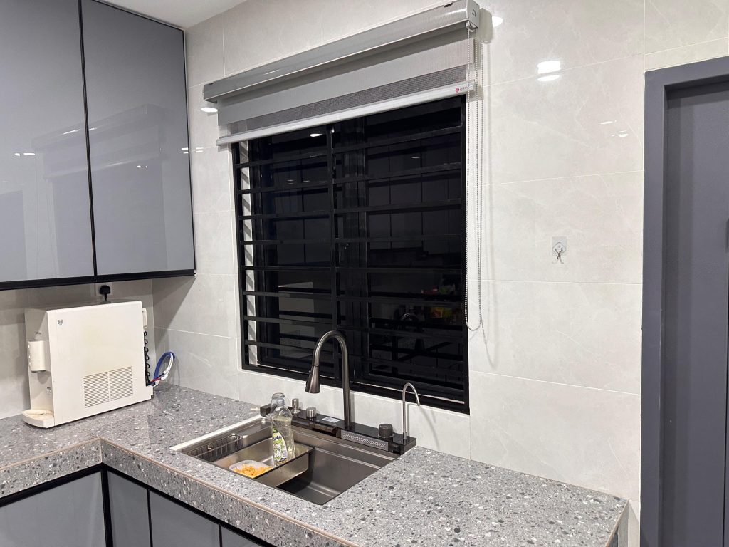 TINTED BANGUNAN CERMIN TINGKAP PUCHONG SOUTH