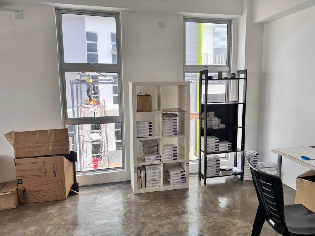 0e8dcc1b-baf9-4541-ae71-ef6c880df899 - TINTED RUMAH BANGUNAN PEJABAT TAWARAN HEBAT TINTED BANGUNAN CERMIN TINGKAP BALAKONG