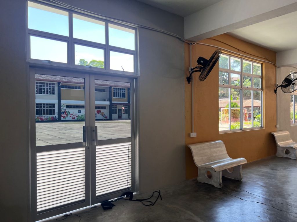 16c94522-c79f-482f-95b7-2c61c7473d39 - TINTED RUMAH BANGUNAN PEJABAT TINTED KILANG CERMIN TINGKAP SERDANG