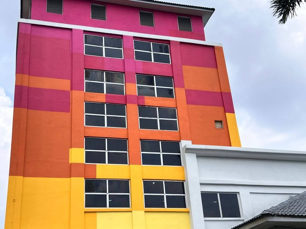 PERKHIDMATAN TINTED KILANG CERMIN TINGKAP COUNTRY HEIGHTS