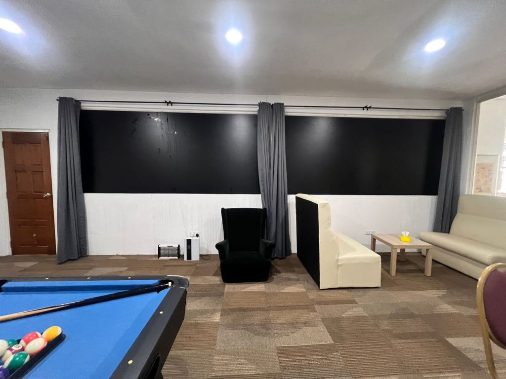 TINTED TINGKAP KERLING