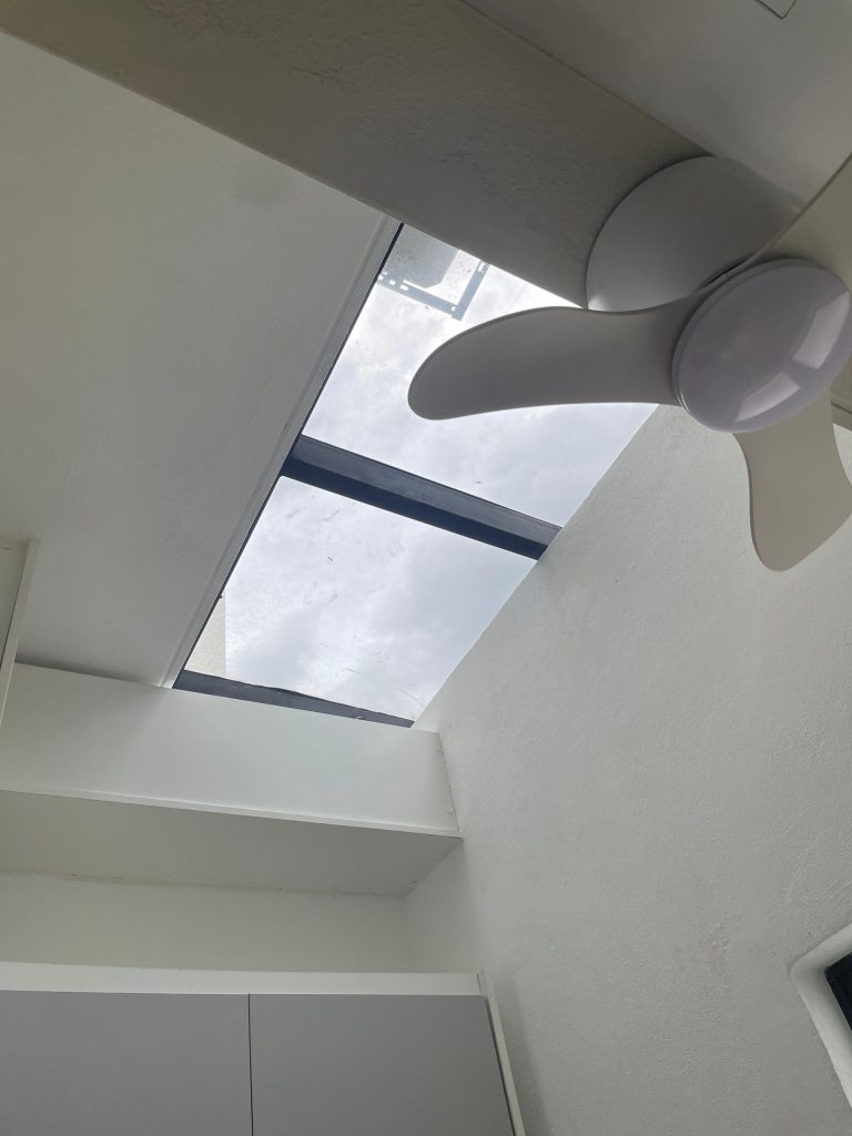 TINTED CERMIN PUTRA HEIGHTS