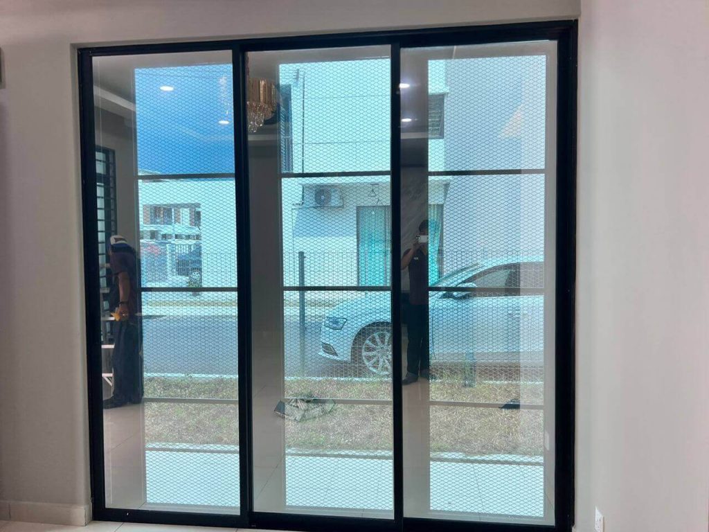 TINTED RUMAH CERMIN TINGKAP PERLINDUNGAN ARA DAMANSARA