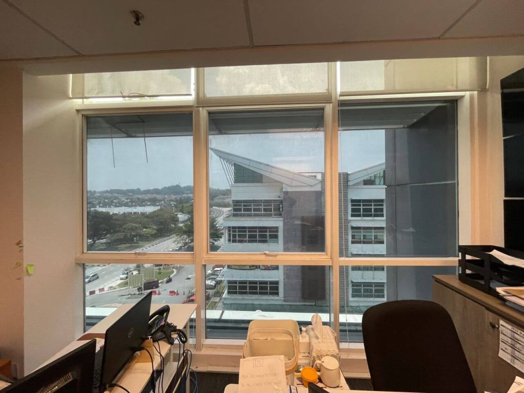 PANDUAN MEMILIH TINTED PEJABAT CERMIN TINGKAP BATANG KALI