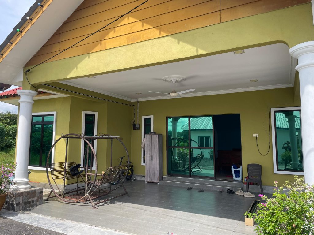 TINTED CERMIN SHAH ALAM