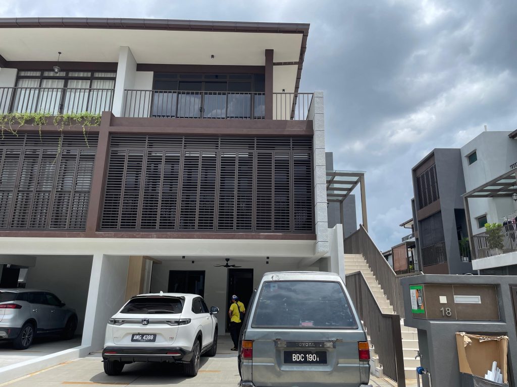 TINTED RUMAH CERMIN TINGKAP PUTRAJAYA