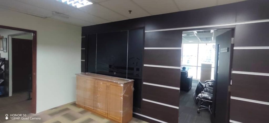 PILIHAN TINTED PEJABAT CERMIN TINGKAP BANDAR PUTERI PUCHONG