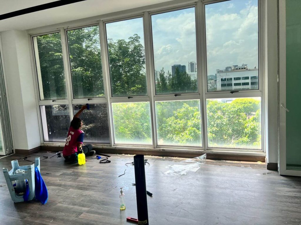 TINTED RUMAH BANGUNAN PEJABAT BANDAR BUKIT TINGGI