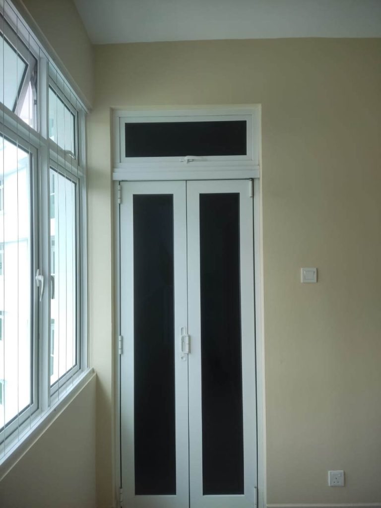 HARGA & SERVIS TINTED RUMAH CERMIN TINGKAP BUKIT JELUTONG