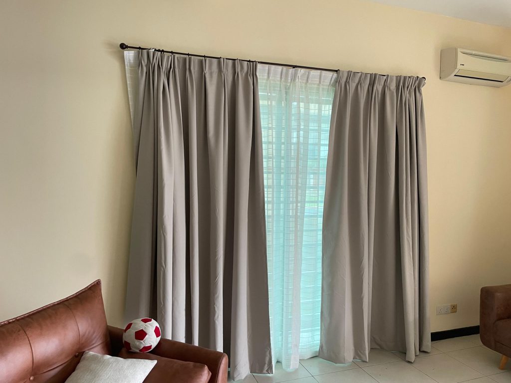 TINTED KEDAI CERMIN TINGKAP SETIA ECO PARK