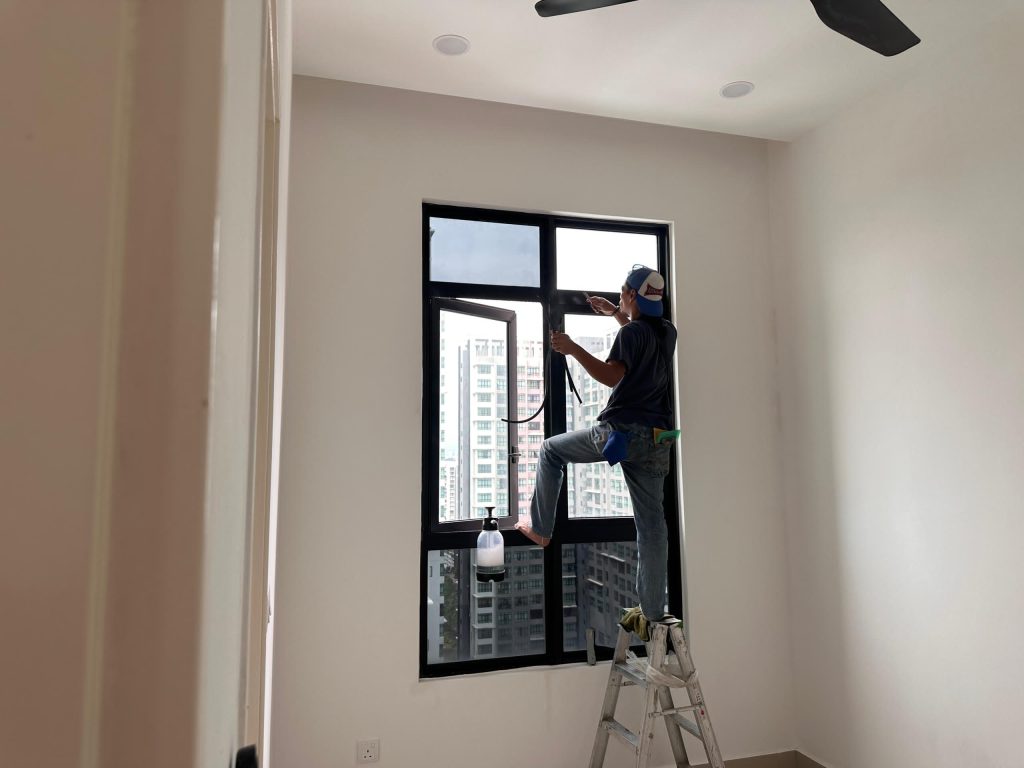 TINTED PEJABAT CERMIN TINGKAP BANDAR RIMBAYU