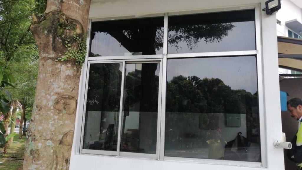 TAWARAN HEBAT TINTED BANGUNAN CERMIN TINGKAP AMPANG