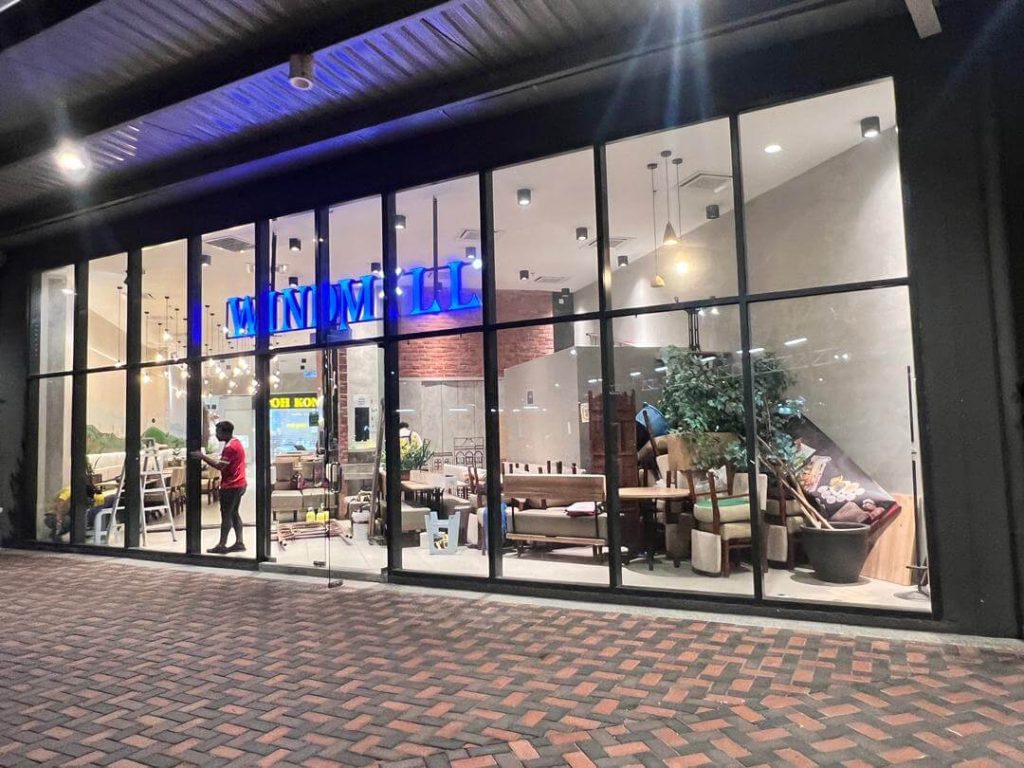 TAWARAN HEBAT TINTED KEDAI CERMIN TINGKAP BANDAR SAUJANA PUTRA