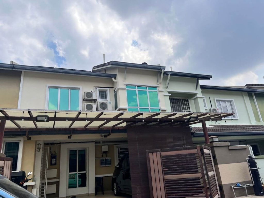 TINTED KEDAI CERMIN TINGKAP KUANG