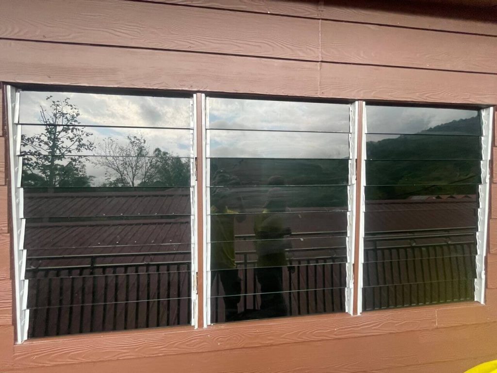 571888d7-1f35-487e-a6a9-3a2300732627_11zon - TINTED RUMAH BANGUNAN PEJABAT SERVIS PASANG TINTED CERMIN TINGKAP BATU ARANG