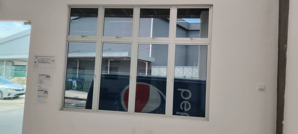 TINTED RUMAH CERMIN TINGKAP KLANG