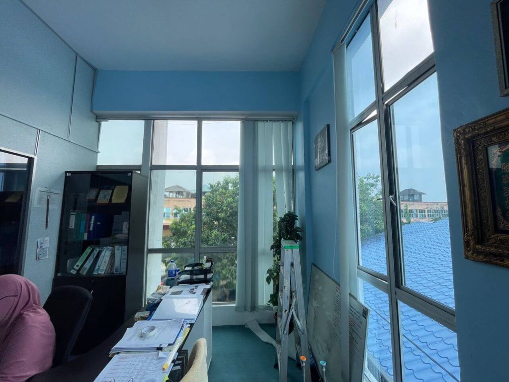 MENGAPAS PILIH TINTED CERMIN BANDAR BUKIT TINGGI