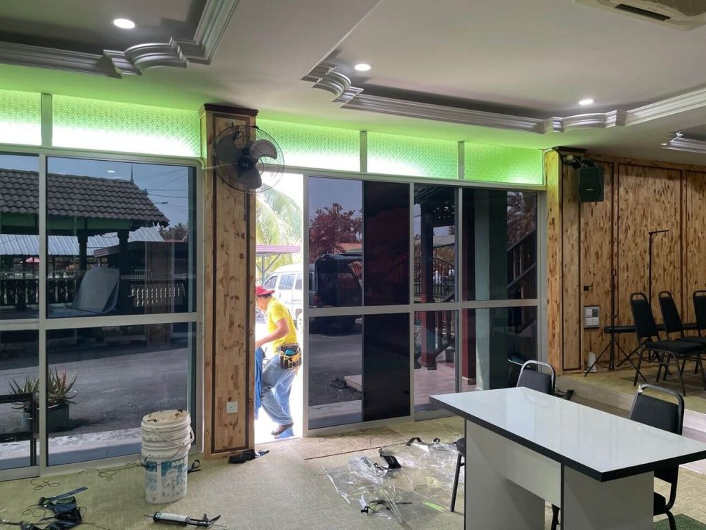 85c842a7-4d32-48f3-9bff-6505d39e9384_11zon - TINTED RUMAH BANGUNAN PEJABAT FUNGSI & FAEDAH PASANG TINTED MASJID CERMIN TINGKAP BATU CAVES