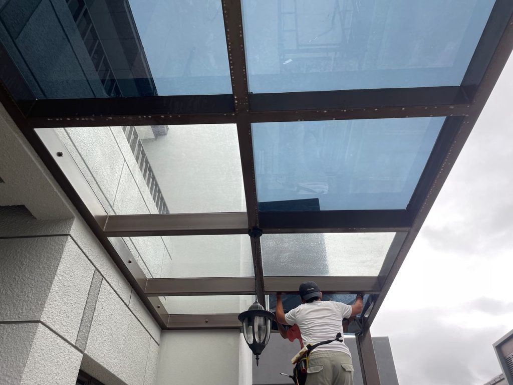 8a9c523a-ab78-4310-a87e-a004683c1761 - TINTED RUMAH BANGUNAN PEJABAT TINTED KEDAI CERMIN TINGKAP SEMENYIH