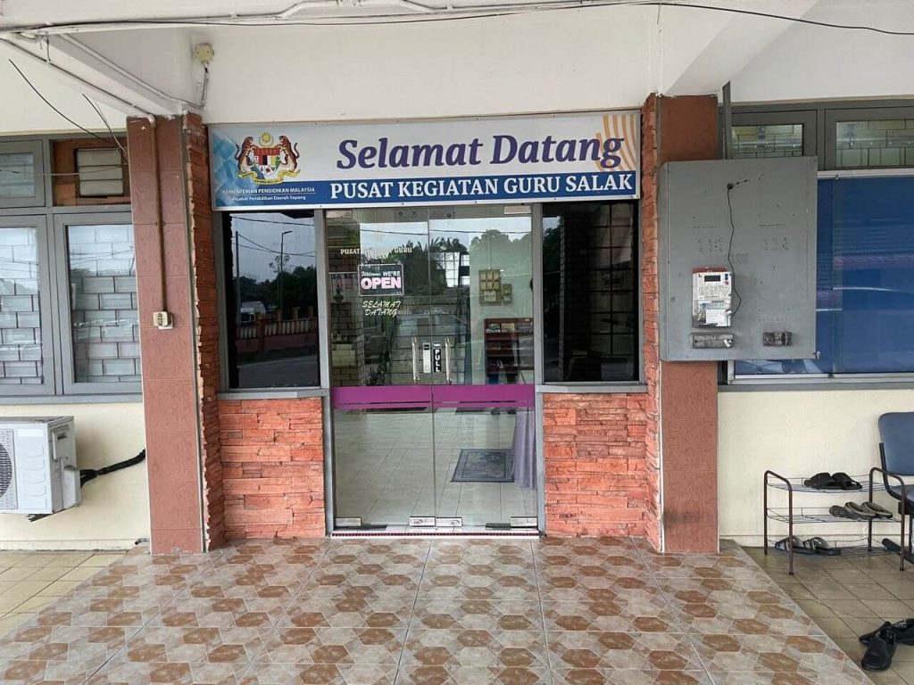 MANFAAT PASANG TINTED SEKOLAH CERMIN TINGKAP DAMANSARA JAYA
