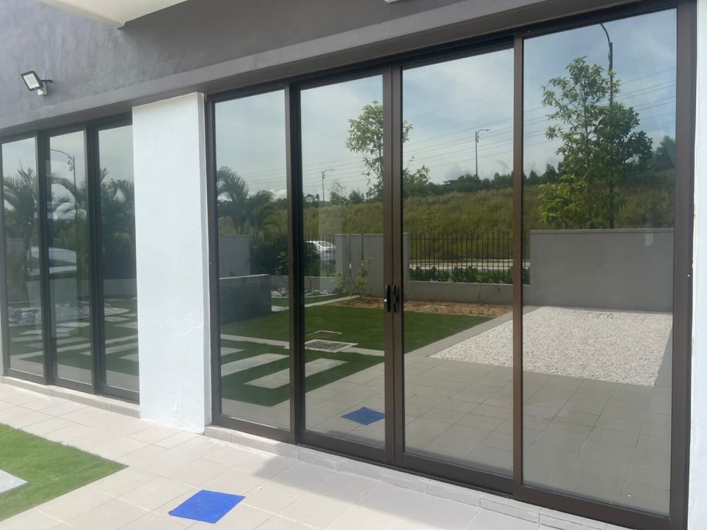 TINTED CERMIN BERKUALITI TINGGI ALAM IMPIAN