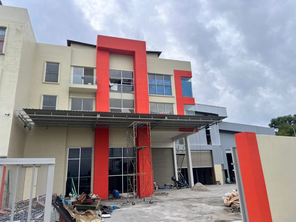 TINTED CERMIN KUALA SELANGOR