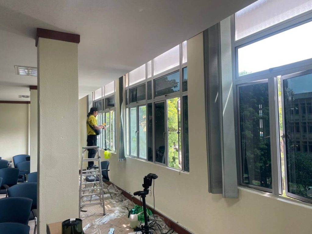 FUNGSI & FAEDAH PASANG TINTED MASJID CERMIN TINGKAP DENGKIL