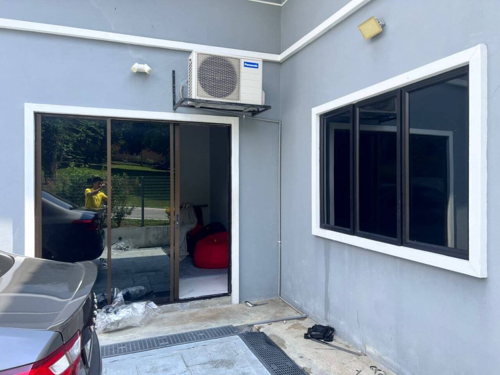 MENGAPA PILIH TINTED CERMIN BANDAR PUTERI KLANG