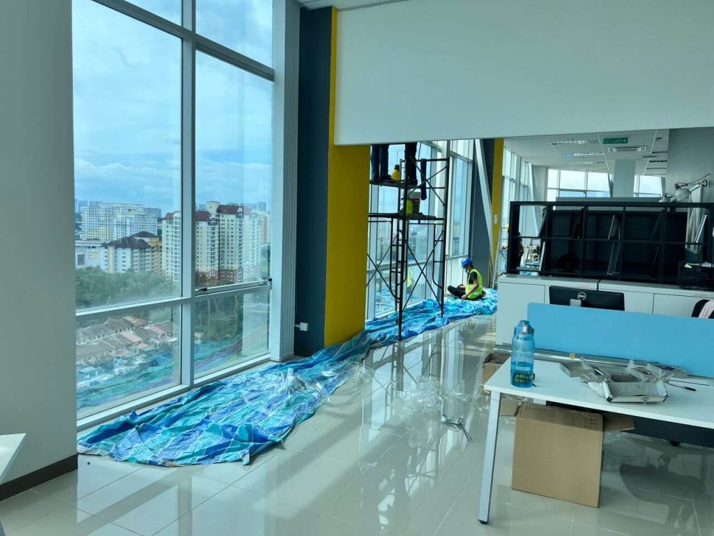 SERVIS TINTED KOMERSIAL CERMIN TINGKAP ARA DAMANSARA