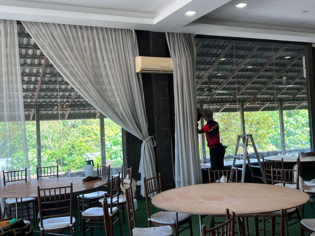 TINTED PEJABAT CERMIN TINGKAP SUBANG BESTARI