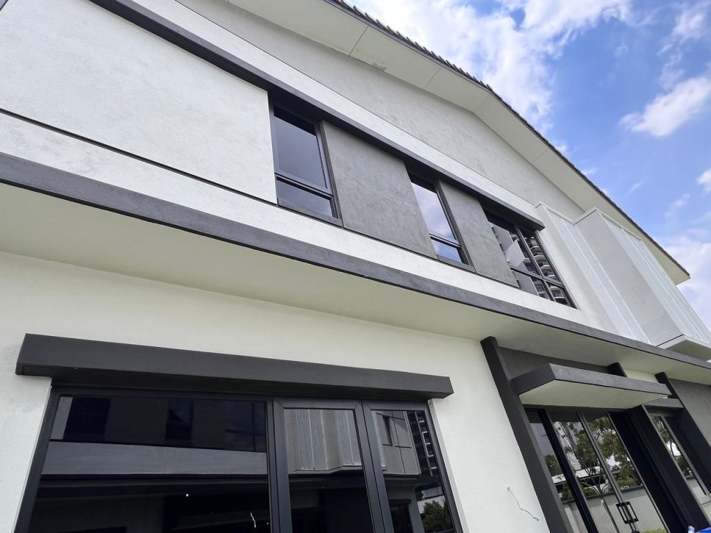 TINTED TINGKAP KOTA DAMANSARA