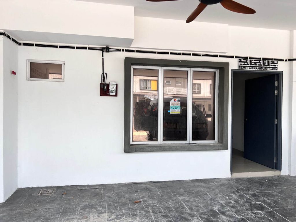 HARGA & SERVIIS TINTED RUMAH CERMIN TINGKAP BATU CAVES