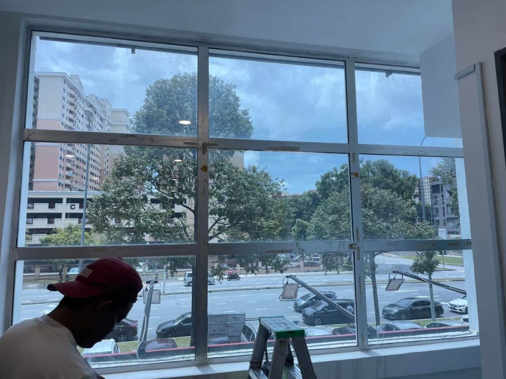 ae80edbd-5a34-4f0e-8652-f0e7ea60995d - TINTED RUMAH BANGUNAN PEJABAT PANDUAN MEMILIH TINTED PEJABAT CERMIN TINGKAP BANDAR UTAMA