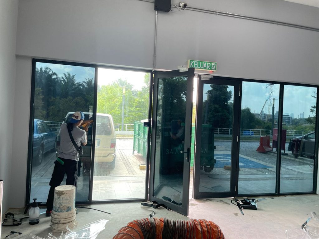 TINTED MASJID CERMIN TINGKAP SEMENYIH