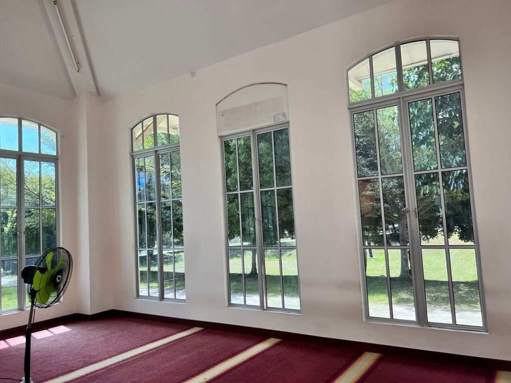 b67f7647-aaf1-48a1-9e13-cbe76394f5ae - TINTED RUMAH BANGUNAN PEJABAT FUNGSI & FAEDAH TINTED MASJID CERMIN TINGKAP AMPANG