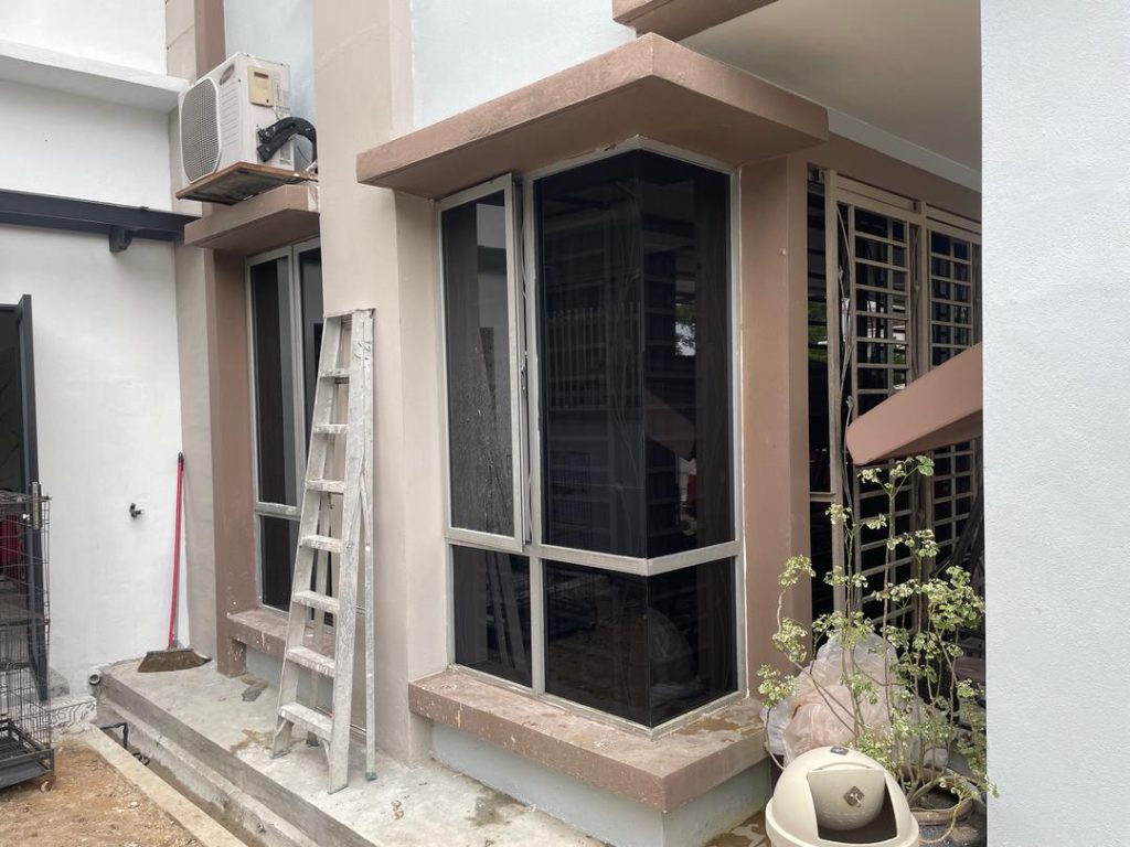 b6b6ce29-d194-457b-9487-bc639849e722 - TINTED RUMAH BANGUNAN PEJABAT TINTED KOMERSIAL CERMIN TINGKAP SABAK BERNAM