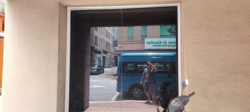 TINTED RUMAH CERMIN TINGKAP KUALA KUBU BARU