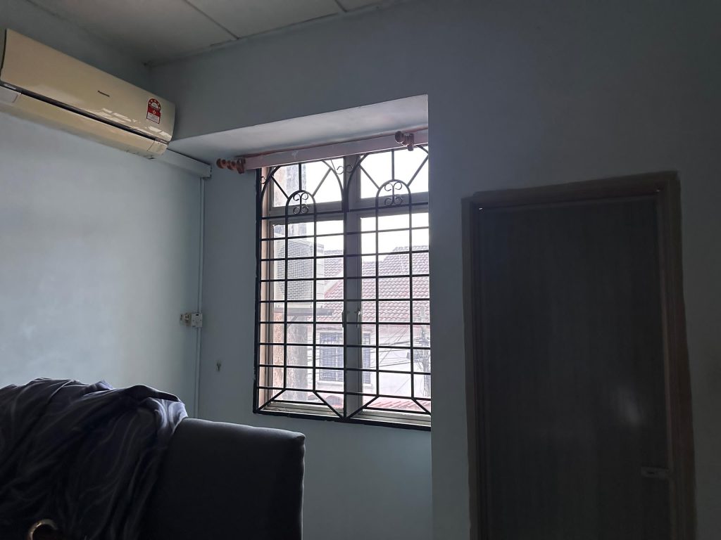 TINTED KILANG CERMIN TINGKAP PUCHONG SOUTH