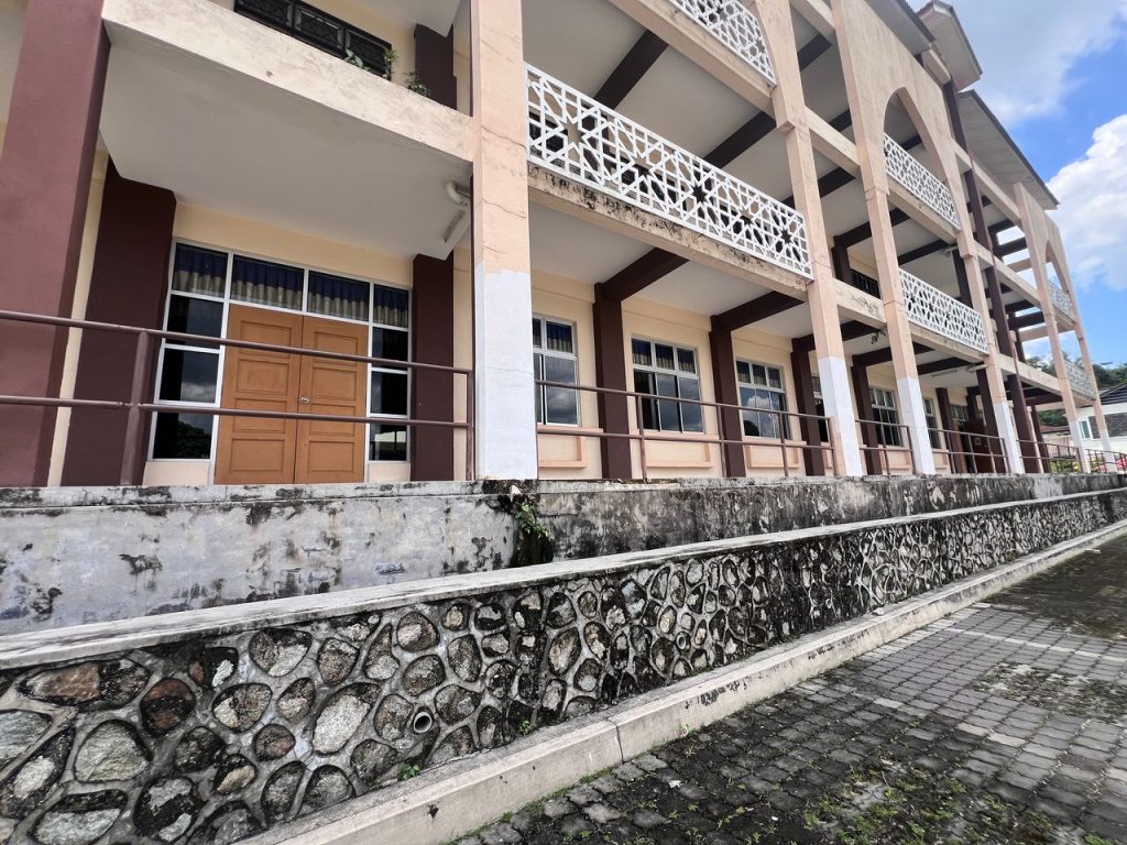 TINTED PEJABAT CERMIN TINGKAP SETIA ECO PARK