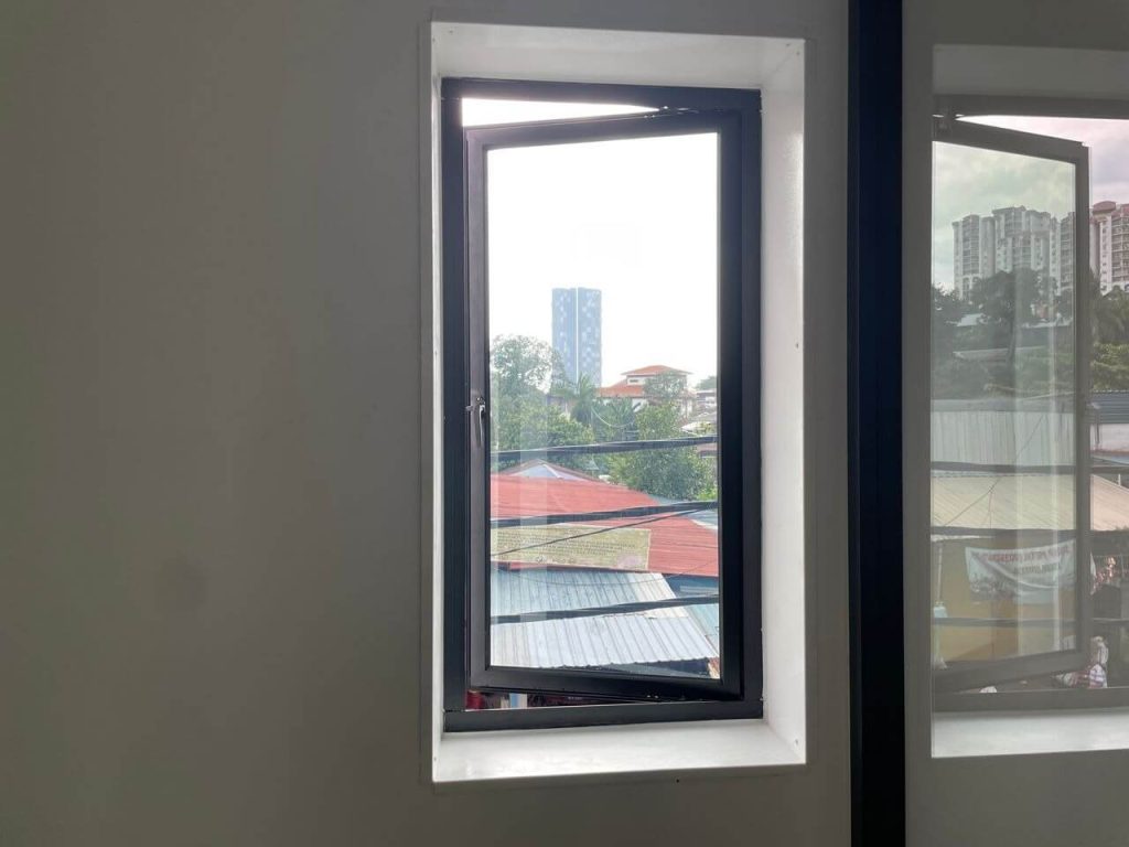 eaf73655-47cc-4e69-88dd-cbc6337743c7_11zon - TINTED RUMAH BANGUNAN PEJABAT PERKHIDMATAN PASANG TINTED KILANG CERMIN TINGKAP BUKIT ROTAN