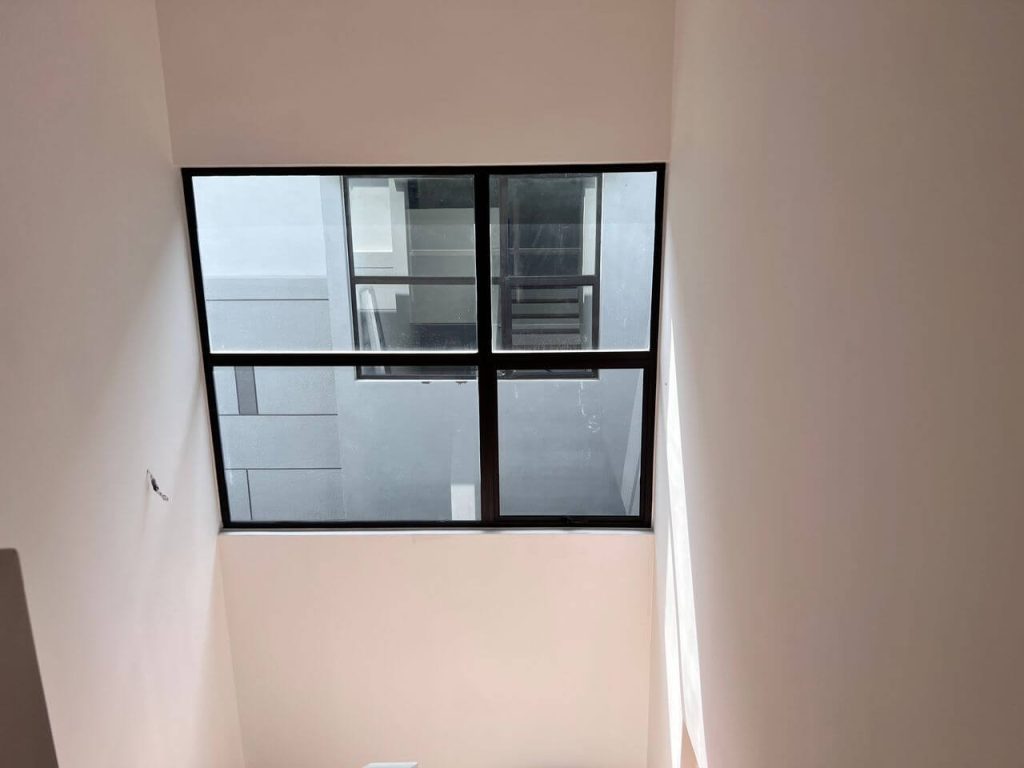 eec28999-c7c0-4118-921b-a2d863a5c033 - TINTED RUMAH BANGUNAN PEJABAT HARGA TINTED RUMAH CERMIN TINGKAP BANDAR PUTERI KLANG