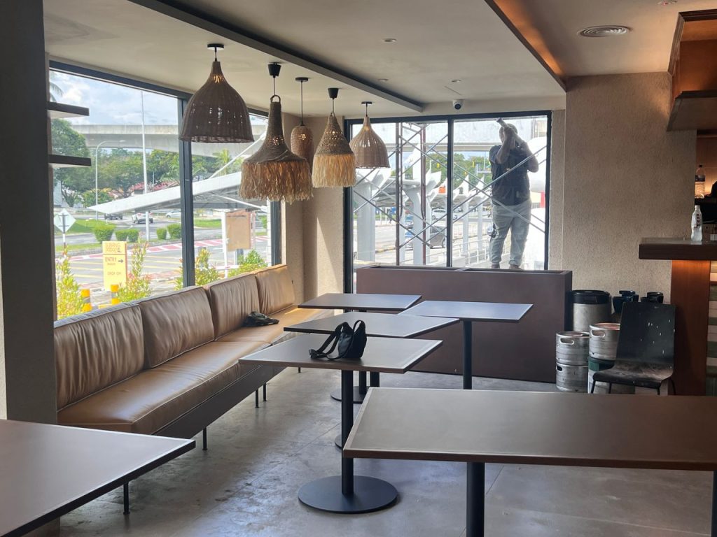 TINTED SEKOLAH CERMIN TINGKAP PETALING JAYA