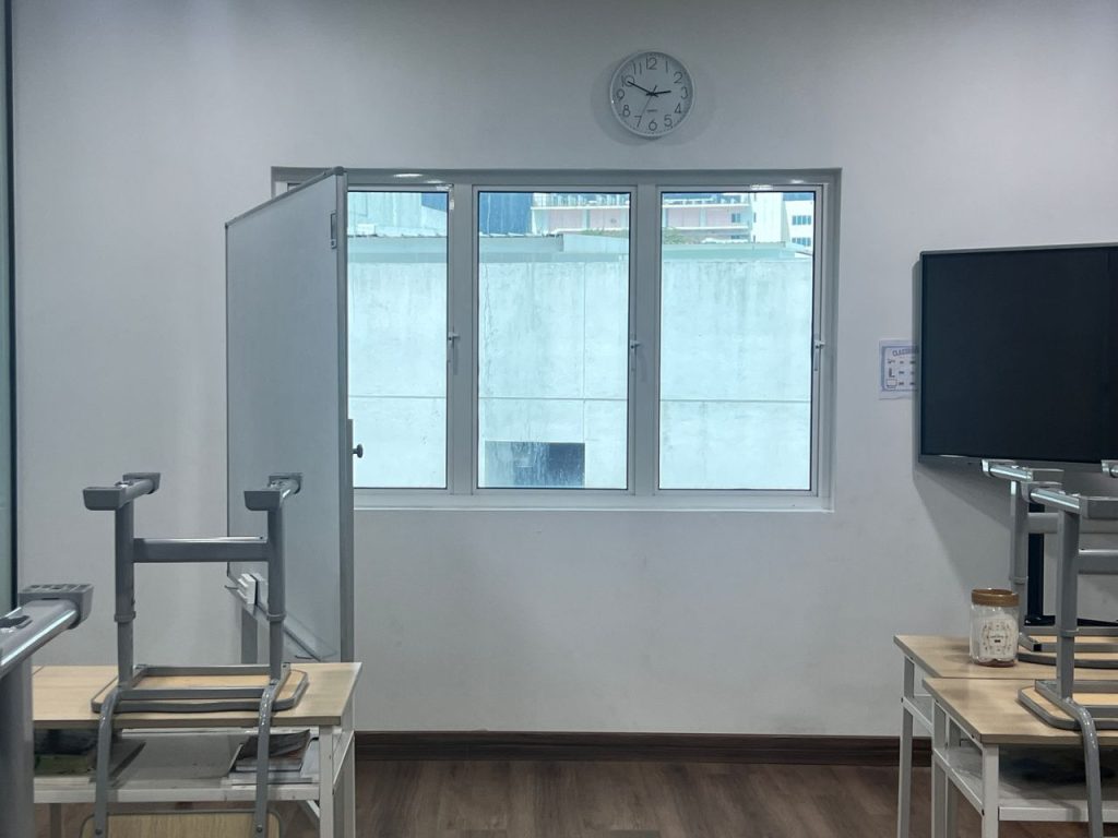 TINTED KOMERSIAL CERMIN TINGKAP PORT KLANG