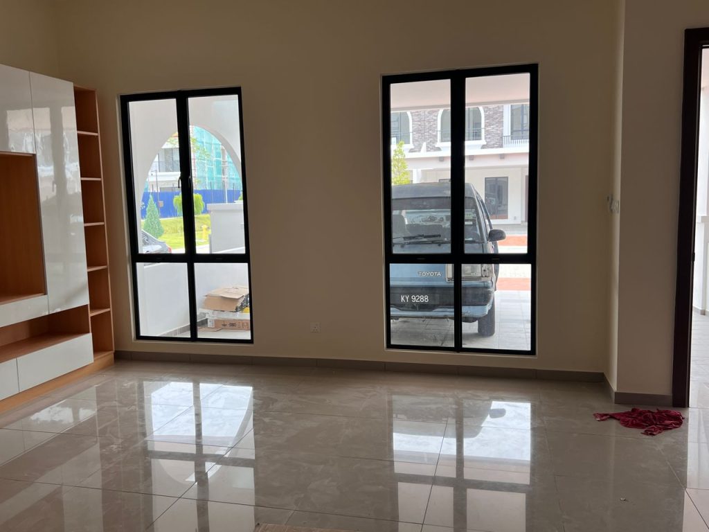 TINTED BANGUNAN CERMIN TINGKAP RAWANG