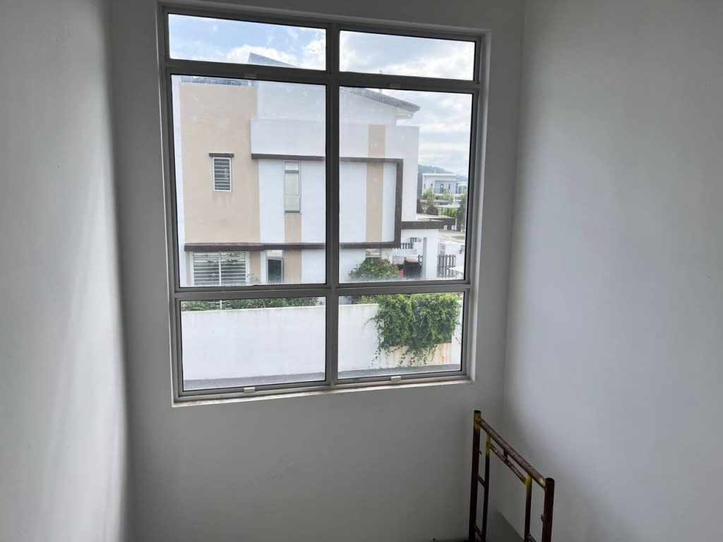 TINTED TINGKAP TANJONG KARANG