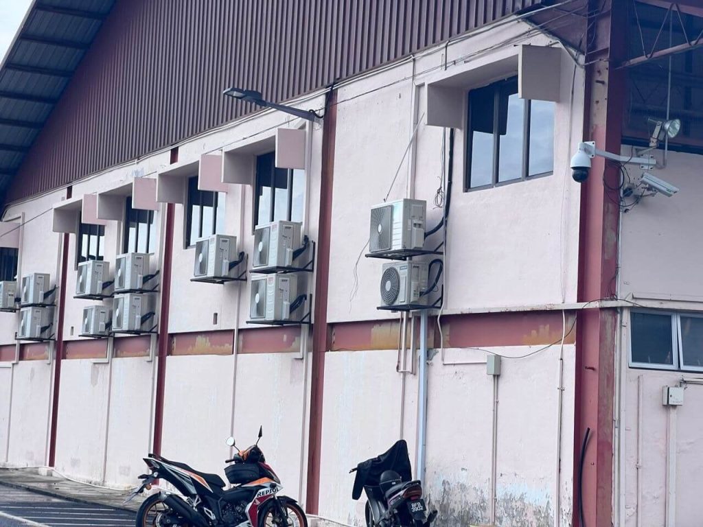 PERKHIDMATAN TINTED KILANG CERMIN TINGKAP USJ HEIGHTS