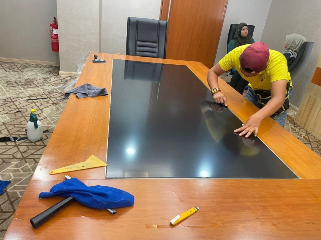 TINTED SEKOLAH CERMIN TINGKAP TELUK PANGLIMA GARANG