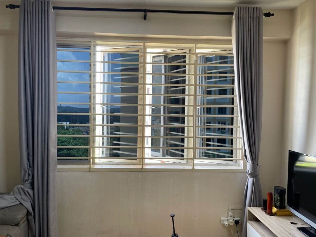 TINTED RUMAH BANGUNAN PEJABAT TERBAIK USJ