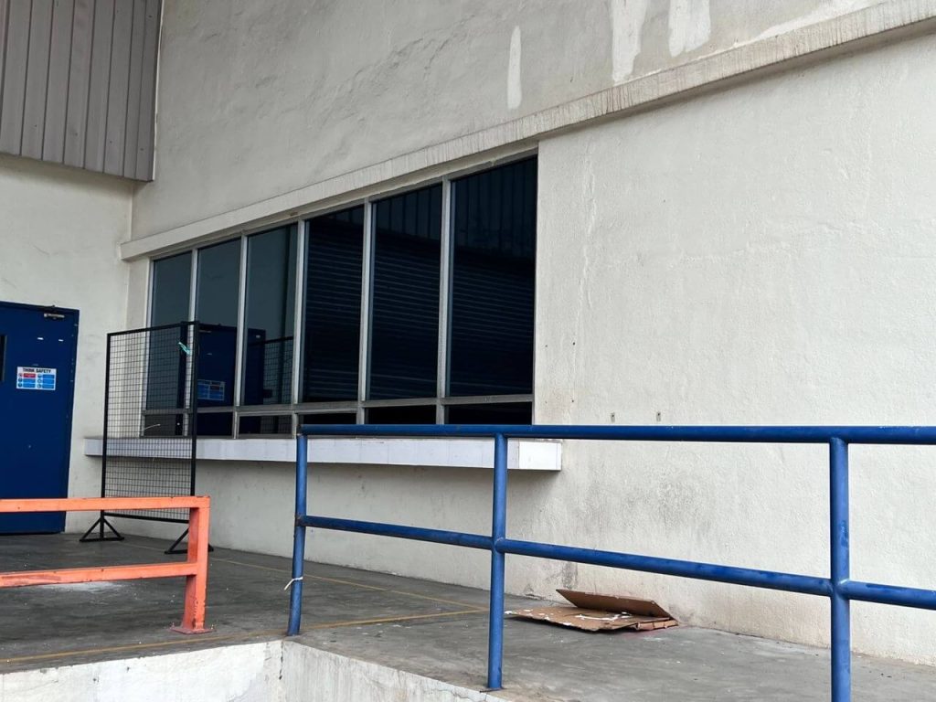 TINTED KEDAI CERMIN TINGKAP TAMAN TTDI JAYA