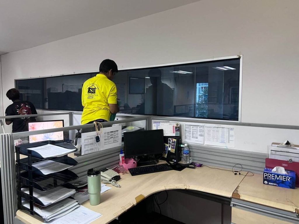 PILIHAN TERBAIK TINTED PEJABAT CERMIN TINGKAP USJ HEIGHTS
